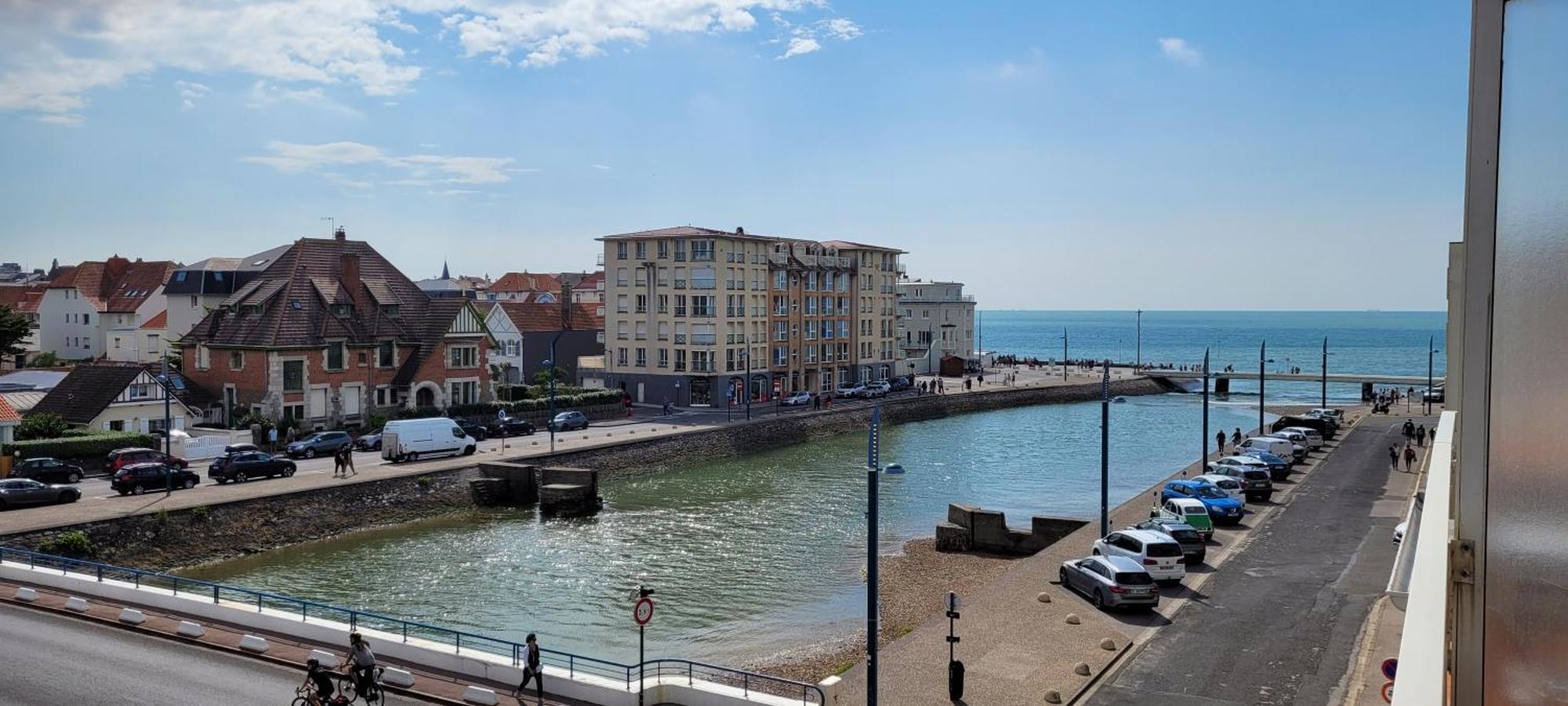 Une Jolie Vue - Appt 2 Pieces Vue Mer Balcon Sud Wimereux Exterior photo